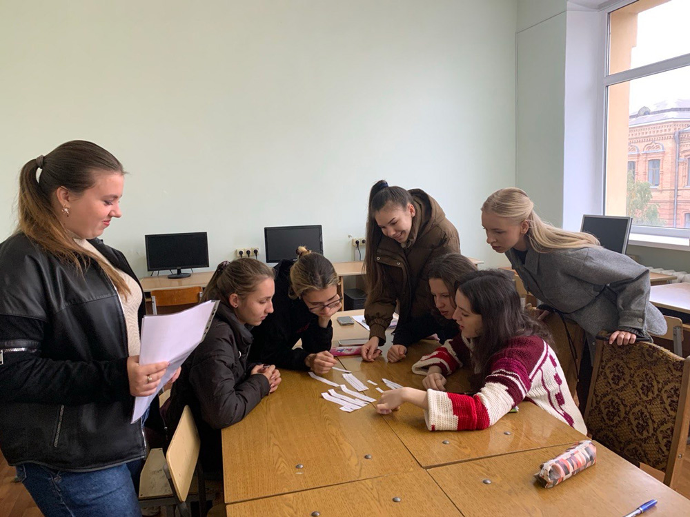 Практичний дослідницький проєкт в межах вивчення курсу «DLL 4: Aufgaben, Übungen, Interaktion» на платформі Goethe-Institut Ukraine