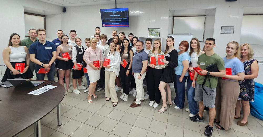 Студенти-правники та викладачі кафедри права та правоохоронної діяльності – учасники тренінгу з міжнародного гуманітарного права