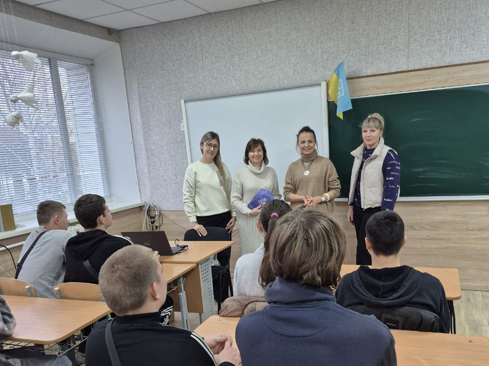 Забезпечення якісного набору: Діяльність викладачів ЦДУ у сфері профорієнтації